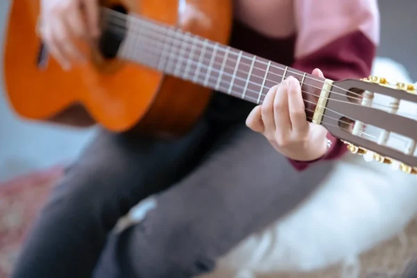 GUITARRA / UKELELE